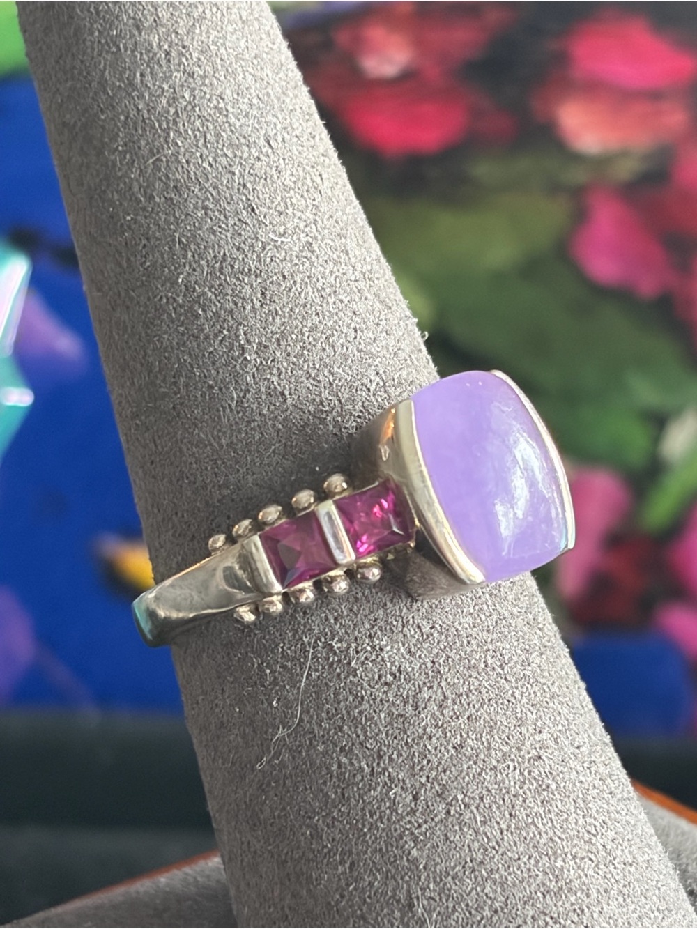 Sterling Silver lavender jade ring. - Picture 3 of 3